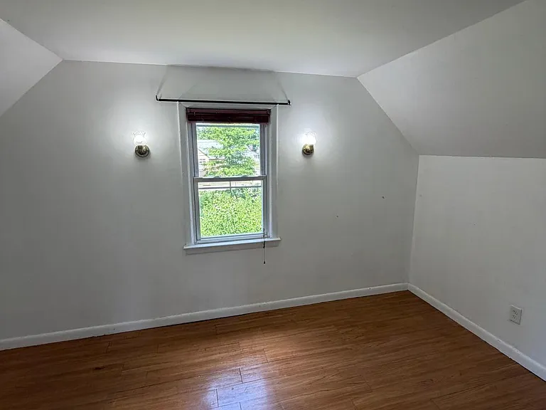 510 Hory St — Photo 11