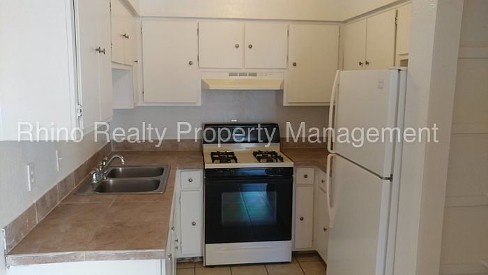 1st image of 1111 Amherst Dr SE APT 19