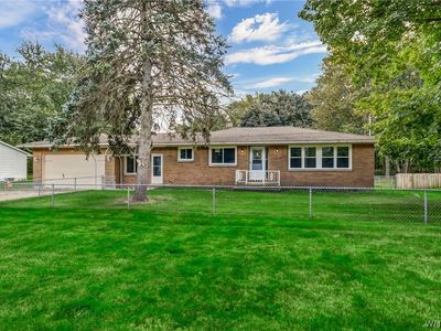 215 N French Rd, Amherst, NY, 14228