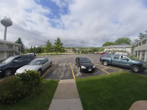 532 Bronson Rd APT 3, Seymour, WI 54165