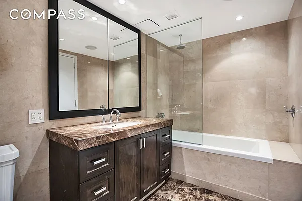 Rented by Compass | media 16