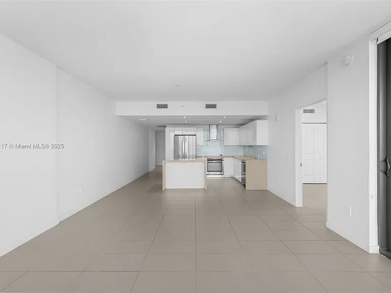 1600 NE 1st Ave #1500 — Photo 11