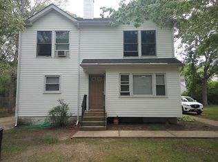 260 Oxhead Rd, Centereach, NY 11720