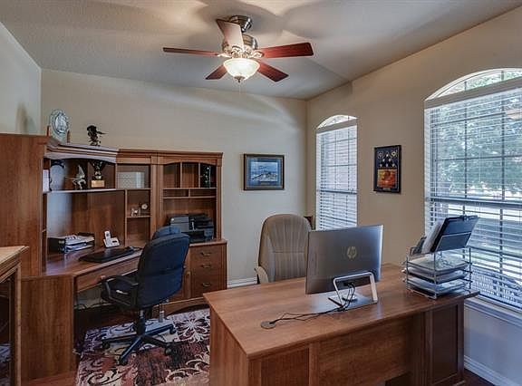 4th image of 6860 Shoreway Dr