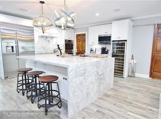 500 NW 20th St, Wilton Manors, FL 33311