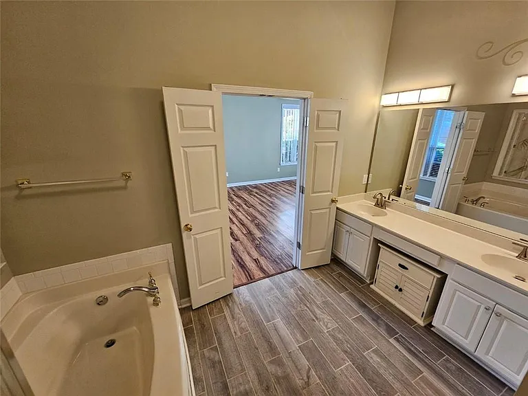 1550 Argonne Ln — Photo 17