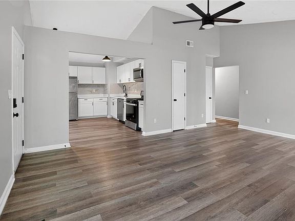 4th image of 3958 Durham Park Rd