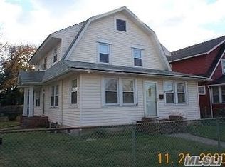 31 S Franklin Ave, Valley Stream, NY 11580