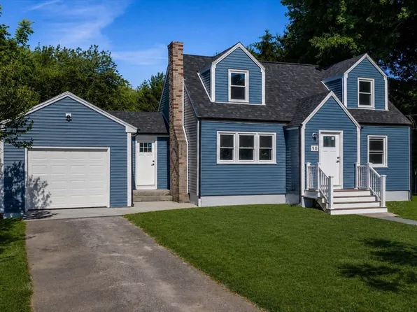 98 Hobart St, East Bridgewater, MA 02333