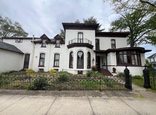 636 11th St APT 3, Columbus, IN 47201