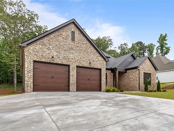 2nd image of 14808 Edgewater Dr
