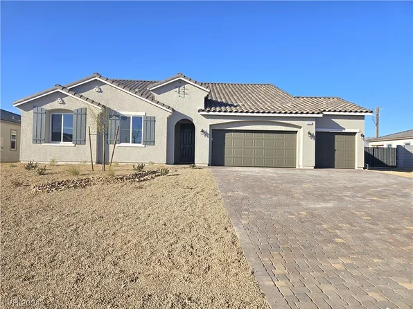 4960 E Graystone Dr, Pahrump, NV 89061