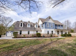 607 Issaqueena Trl, Central, SC 29630