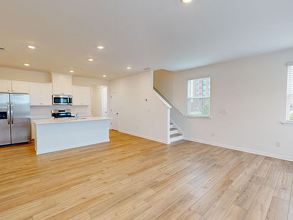 5th image of 12607 Persky Pl #24