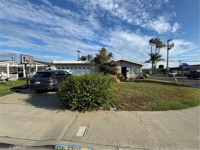 9201 Guss Dr, Huntington Beach, CA, 92646