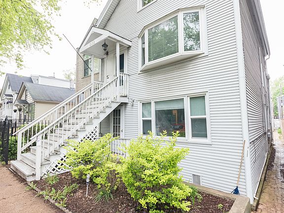 2nd image of 2132 W Barry Ave #2