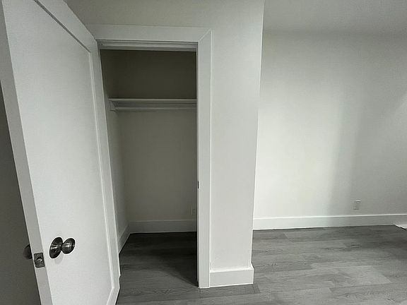 5th image of 300 E 96th St APT 6A