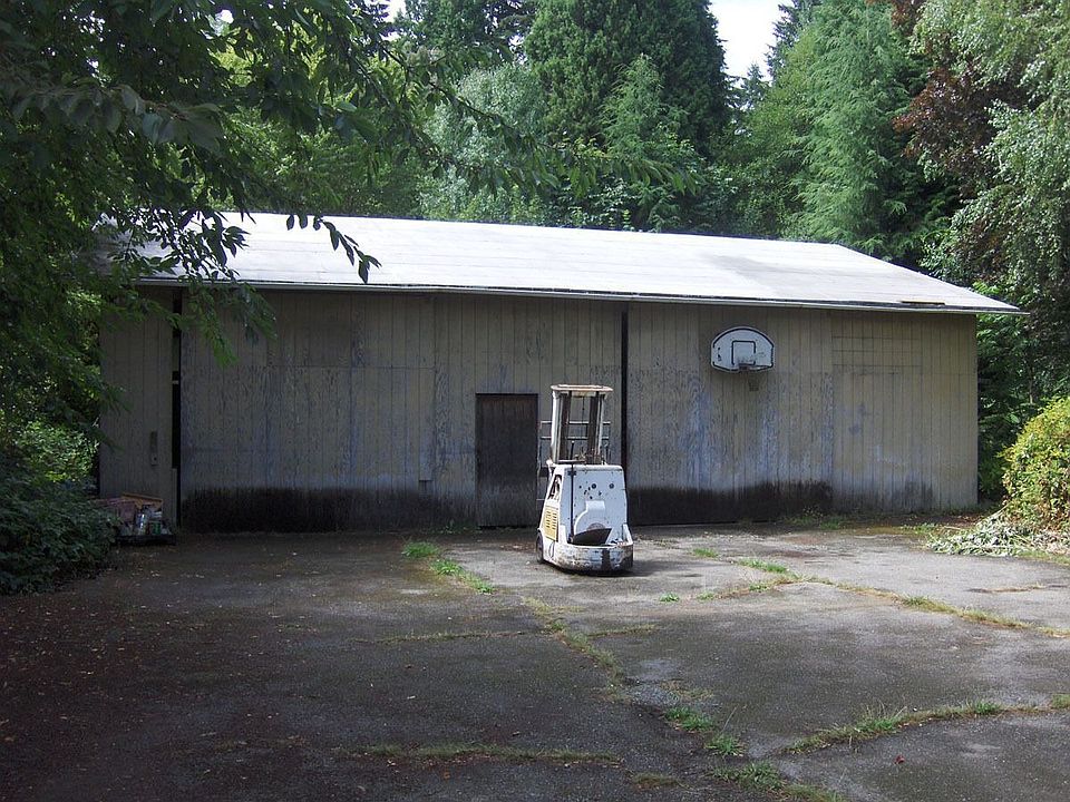 2nd image of 21920 State Route 9 SE