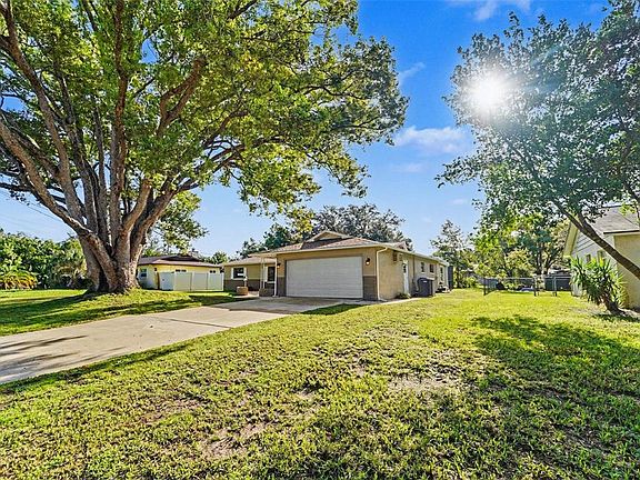 4th image of 1364 DILL AVENUE