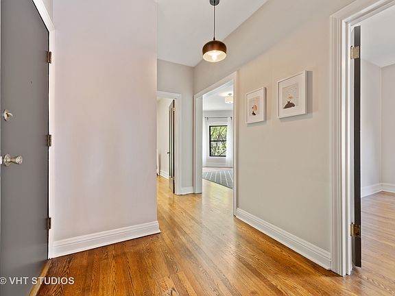 2nd image of 4617 N Magnolia Ave APT 2N