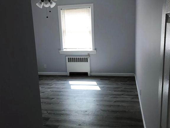 2nd image of 61 Neptune Blvd APT 1B