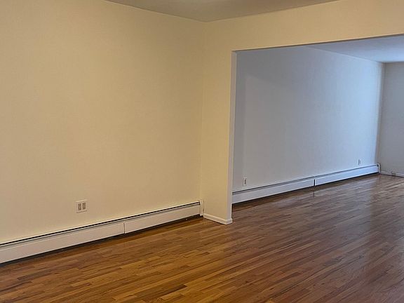 3rd image of 16 Gabriel Dr Floor 1