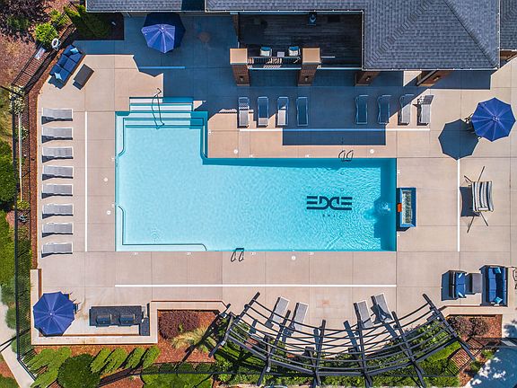 2nd image of 111 Edgeway Dr #1-511