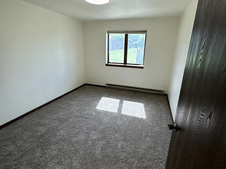 253 S Ridge St — Photo 14