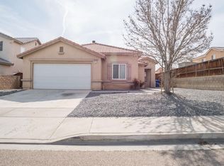 16465 Manchester St, Victorville, CA 92394