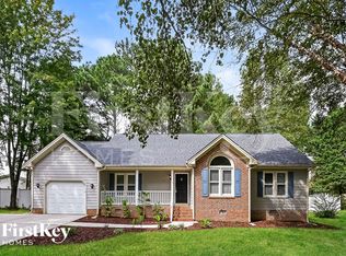 905 Jacobean Ct, Fuquay Varina, NC 27526