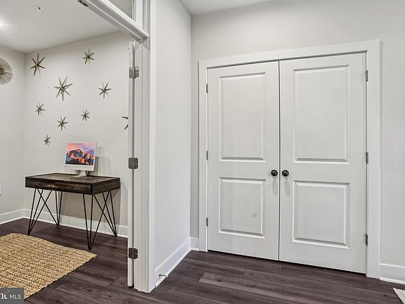 4th image of 100 Saint Ives Pl