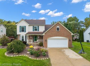 2428 Malena Ln, Oxford, MI 48371