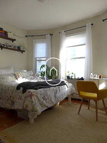 15 Shepherd Ave #1 Photo 1