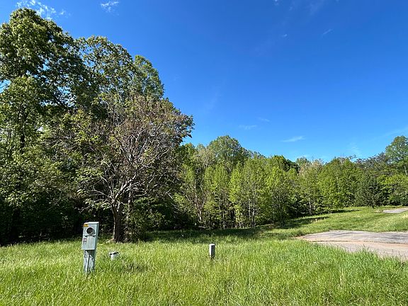 2nd image of 207 Scenic Dr Lot 14