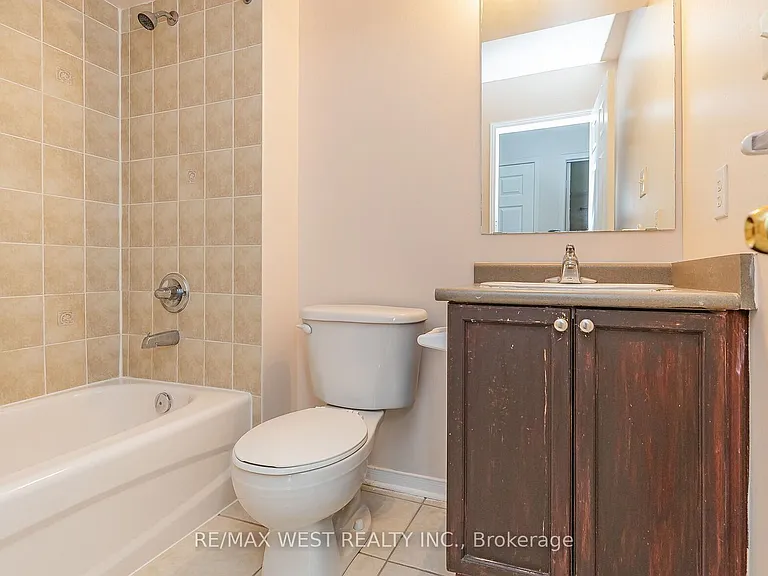 4975 Southampton Dr #218 — Photo 23