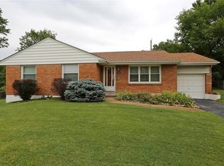 1215 Hamlet Ct, Saint Louis, MO