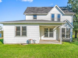 502 E Comanche Ave, Shabbona, IL 60550