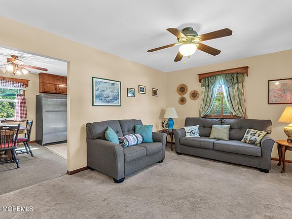 5th image of 614 Fisherman Place