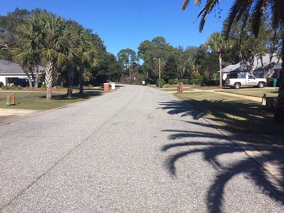 4th image of 44 Indian Bayou Dr