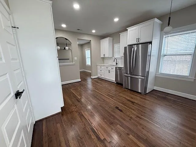 3121 Southmore Blvd — Photo 8
