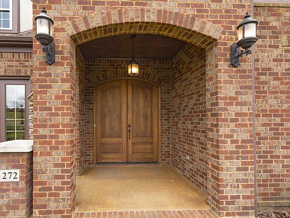 3rd image of 1272 Overton Cir