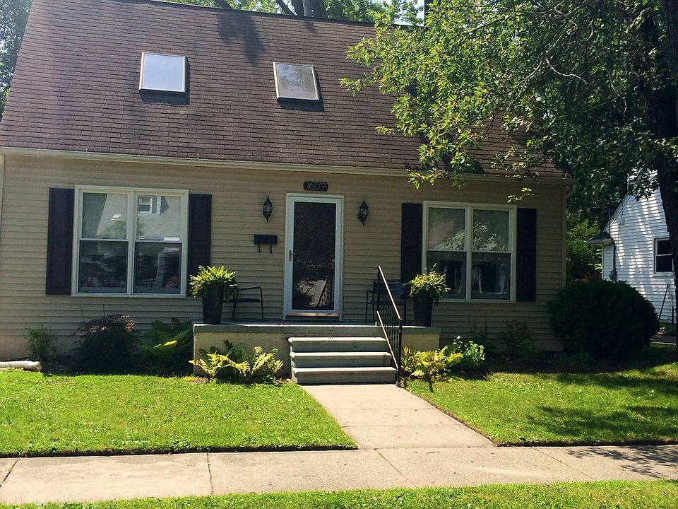 1st image of 1609 West Blvd