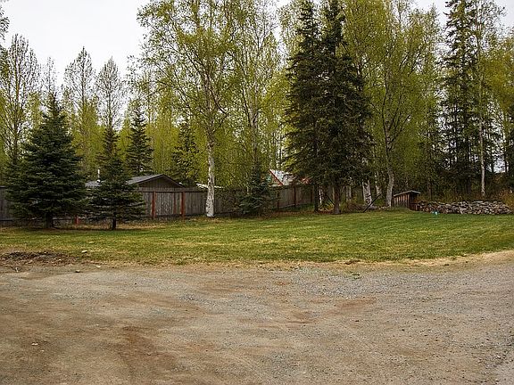 5th image of 21675 Tarika Ave