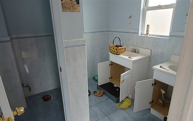 1st image of 4239 Richmond Ave