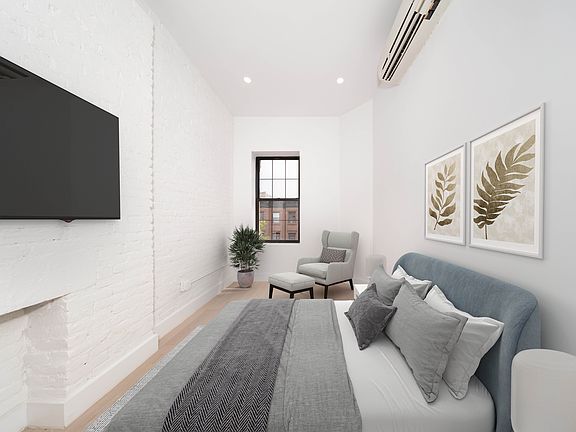 5th image of 47 Saint Marks Pl APT 5E