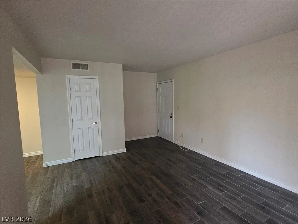 1 bed, 1.0 bath, 700 sqft, $1,020 — Photo 4