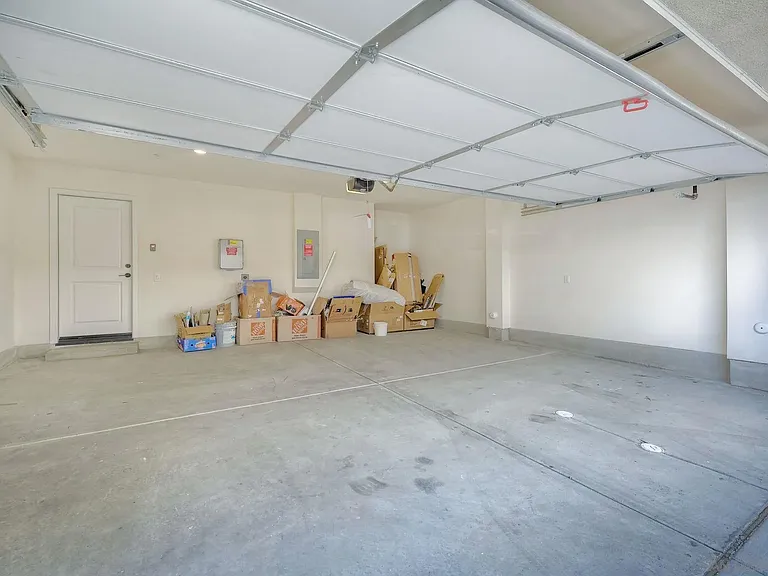 2301 Acara Cir #23013 — Photo 2