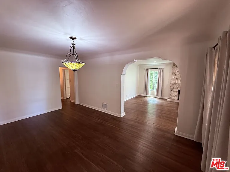 1032 S Crescent Heights Blvd — Photo 9
