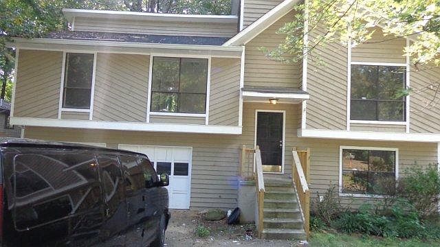 1st image of 996 Park Forest Trl
