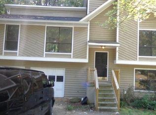 996 Park Forest Trl, Lilburn, GA 30047